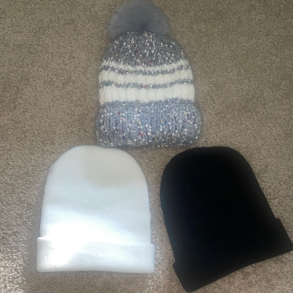 3 hats